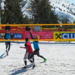 Zweikampf beim Snowvolleyball Tour Wagrain