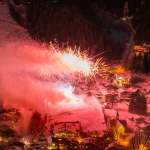 Feuerwerk in Rot bei Silvesterfeier in Kleinarl 2017-2018